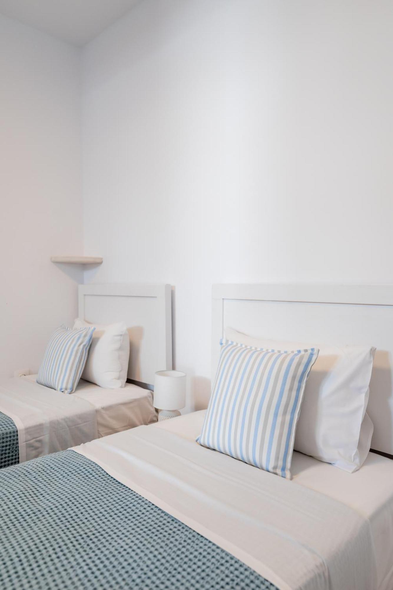 Olive Tree Mykonos Town Semi-Basement Apartment Extérieur photo