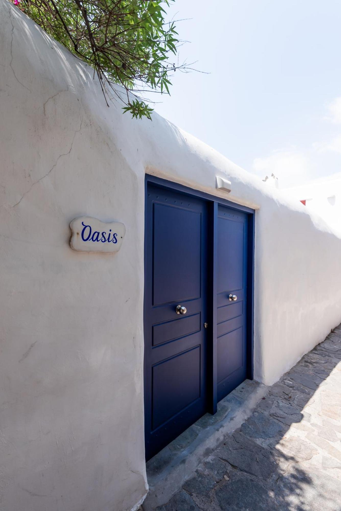 Olive Tree Mykonos Town Semi-Basement Apartment Extérieur photo
